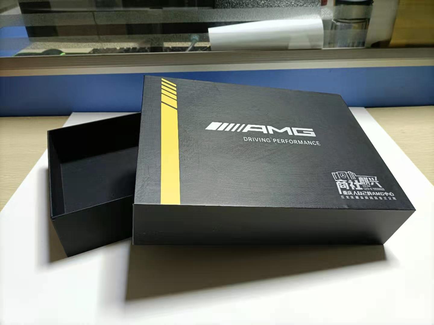 奔馳禮品盒合作案例 奔馳禮品盒合作案例